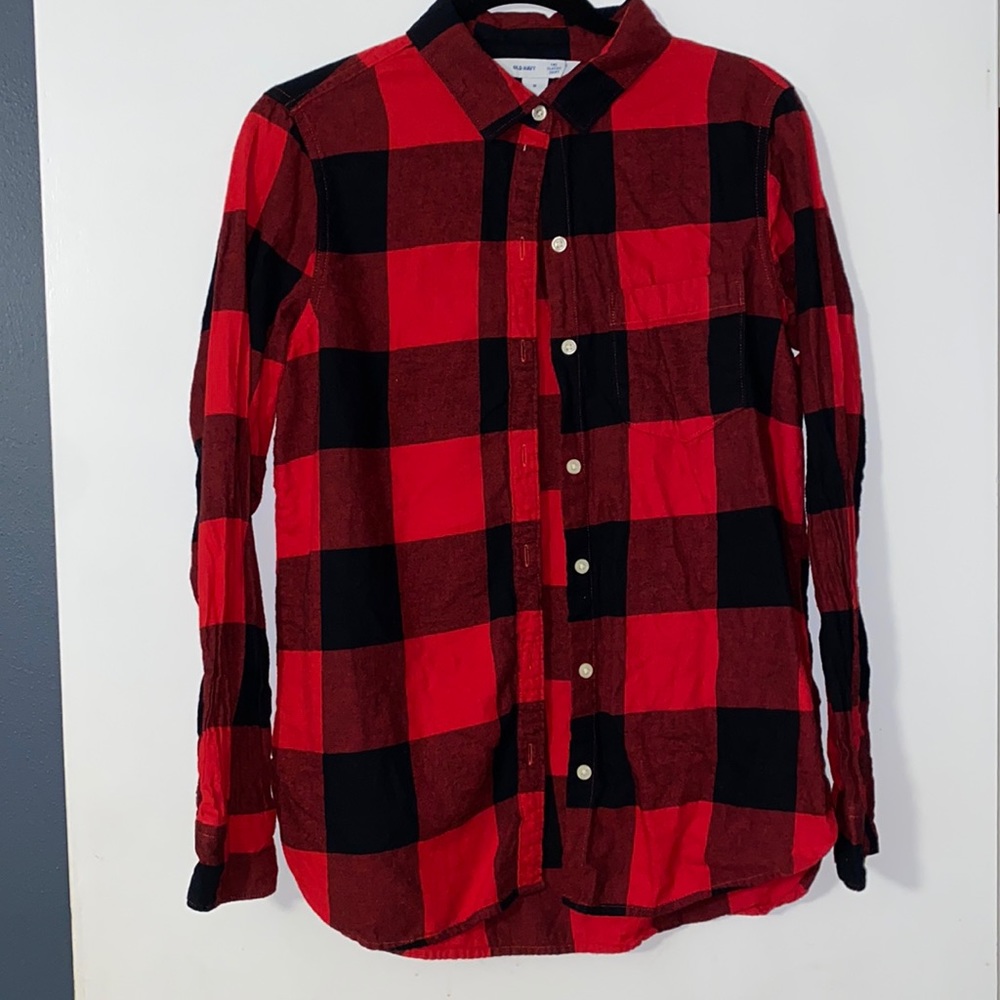 Red & black checkered old navy flannel